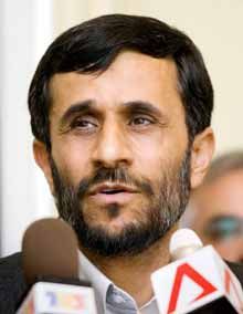 Ahmedinejad: Nükleer faaliyetlerimizi durduracaksak, Batı da durdurmalı