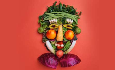 چهره اي با سبزيجات