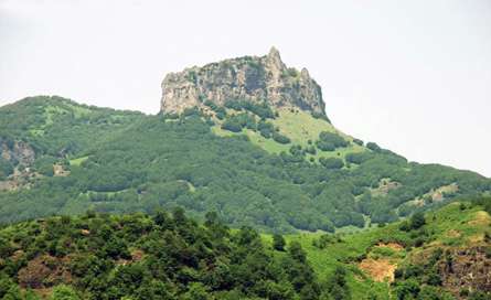 قله اسپيناس