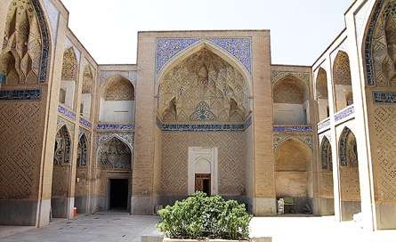 مدرسه امامیه اصفهان در آستانه تخریب