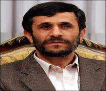 Le président iranien Mahmoud Ahmadinejad est arrivé dimanche à Abou Dhabi.