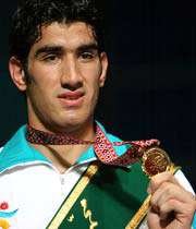 علی مظاهری، قهرمان بوکس بازی های آسیایی