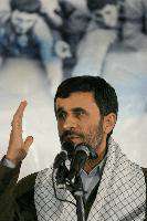 Mahmoud Ahmadinejad ne voit aucune raison pour la poursuite de la présence étrangère en Irak