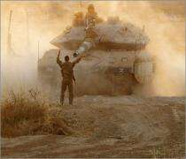 İsrail tankları Gazze’ye girdi