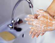 شستن دست ها با آب و صابون