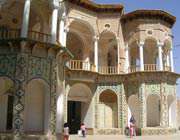 ورودي باغ شاهزاده ماهان - برگرفته از سایت iranview