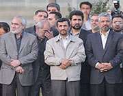احمدی نژاد در اردوی تیم فوتبال 