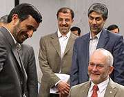 حضور احمدی نژاد در افتتاحیه پارالمپیک