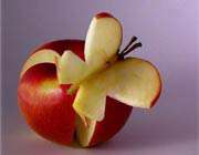 سیب و پروانه