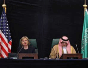 سعود الفيصل في مؤتمر صحفي مع هيلاري كلينتون في الرياض 
