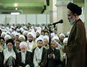 audience accordée aux imams dirigeants la prière de vendredi des différentes villes iraniennes   