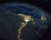 شهرهای جهان در شب