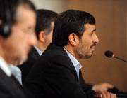 احمدی نژاد در سفر به باکو و شرکت در اجلاس سران خزر