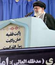 l’honorable ayatollah khamenei a dirigé la prière du vendredi
