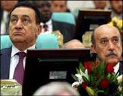 نائب الرئيس المصري عمر سليمانو حسنی مبارک