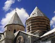 کلیسای سنگی ماکو