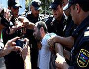 bakü’de muhaliflerin protestosu kanlı bastırıldı