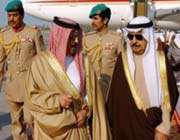 الملك البحريني ورئيس وزرائه