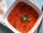 soupe de tomate aux légumes
