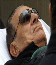 القضاء المصري يستأنف اليوم جلسته لمحاكمة مبارك
