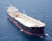 iran donanması petrol gemisini kurtardı