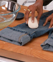 نحوه پاک کردن لکه‌های خون از لباس