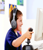 کنترل بازی های کامپیوتری در کودکان     