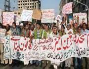 pakistanis stage fresh protest against anti-islam movie