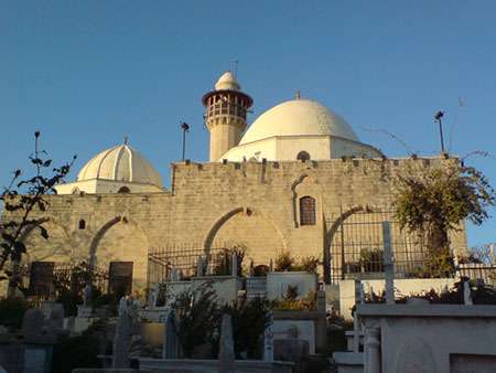 مسجد جامع المغربی لاذقیه محل اجرای تلاوت معروف حرجات قاف مصطفی اسماعیل