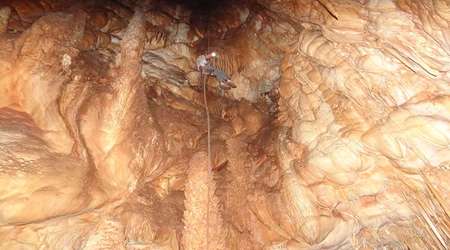 dünyanın en büyük kireçtaşı mağarası