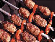 دراسة: اللحوم المشوية والمدخنة ترفع خطر الوفاة للناجيات من سرطان الثدى 
