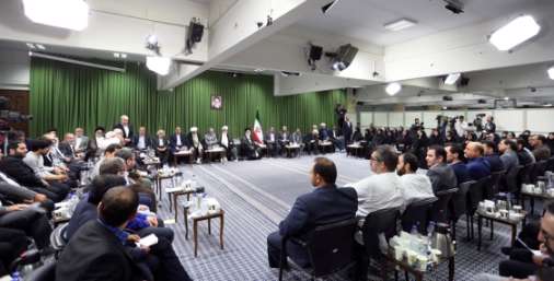 دیدار شاعران با رهبری