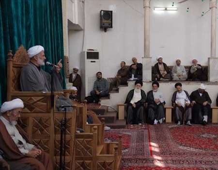 مراسم یادبود سالروز تخریب قبور ائمه بقیع در دفاتر مراجع تقلید برگزار شد