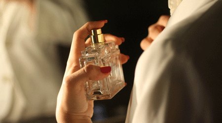 عطر و ادکلن، اسپری، زیبایی