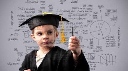 بررسی تاثیر تک فرزندی و چند فرزندی بر روی هوش کودک