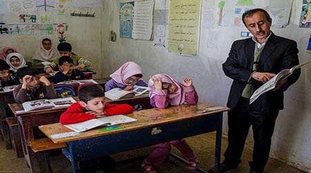 تحقق انسجام و وحدت ملی برعهده معلمان است