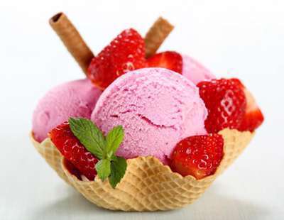 طرز تهیه بستنی میوه ای ساده و خوشمزه در منزل