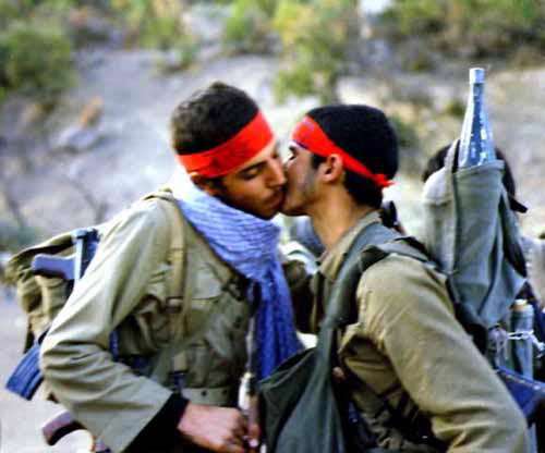 هر كه دم از كربلا می زند