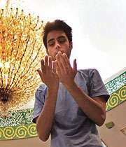 اشكال كردن به دین