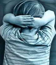 كودك من با بدن خودش بازی میكند!