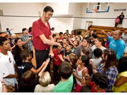 بلندترين مرد جهان