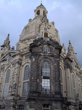 کليساي بزرگ Frauenkirche در درسدن المان