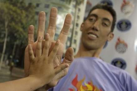 بلندترين مرد جهان