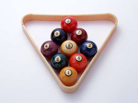 بازي ناين  بيليارد