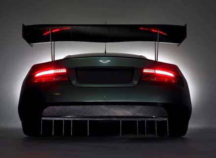نماي سپر عقب و اگزوز هاي اتومبيل استون مارتين DBR9-2029
