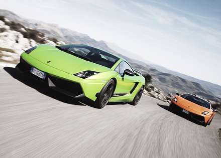 نماي سرعت اتومبيل Lamborghini-Gallardo_LP570-4_Superleggera_2011