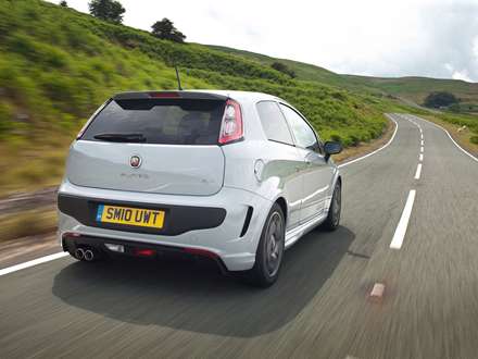 نماي سرعت اتومبيل فيات - Punto - Evo - Abarth - 2011