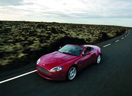 نماي شتاب  اتومبيل استون مارتين V8- Vantage-رهنورد-2012