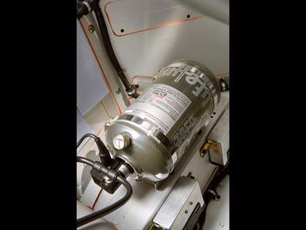 نماي سيستم داخلي  اتومبيل استون مارتين V8- Vantage-N24-2047