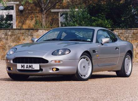 نماي سيستم فرمان و داشبرد اتومبيل استون مارتين DB7-1997